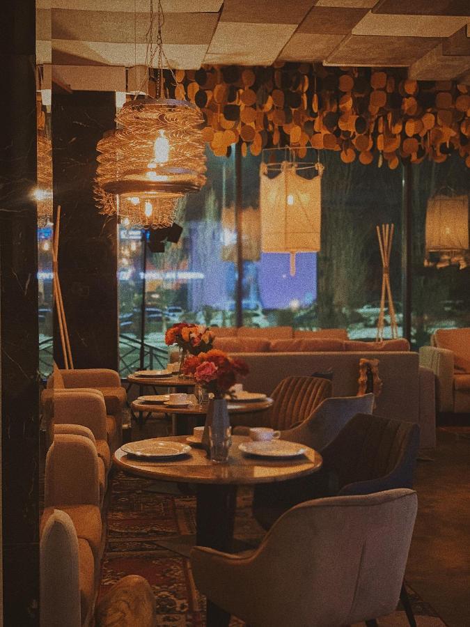Inn Ozz Astana Exteriér fotografie
